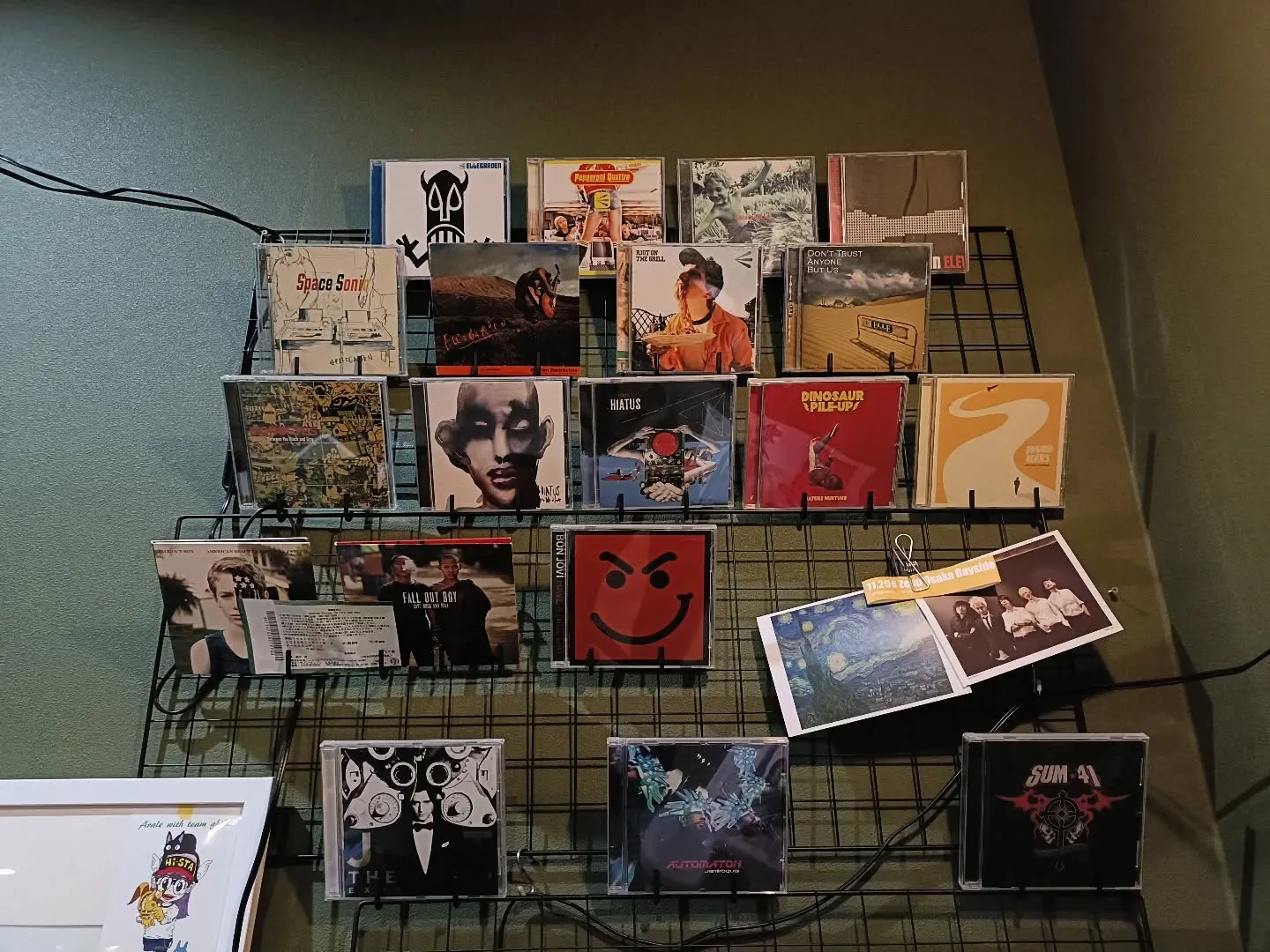 写真は投稿に特に関係ない店内写真ですが、